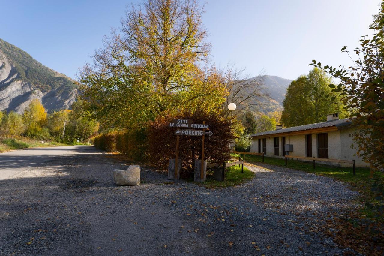 Gite Le Grand Renaud Le Bourg-dʼOisans Zewnętrze zdjęcie